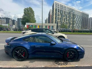 2020 Porsche 911 Carrera 4S VIII (992), синий, 13000000 рублей, вид 3