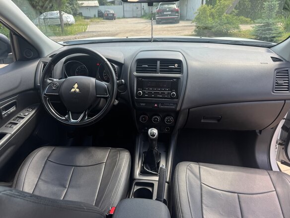 2021 Mitsubishi ASX I Рестайлинг 3, белый, 1800000 рублей - вид 6