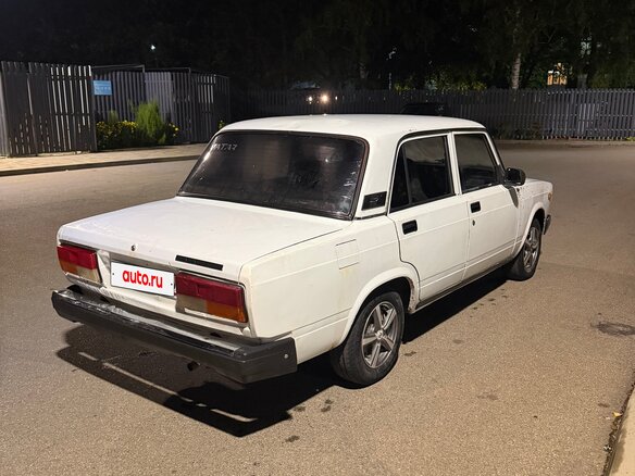 2006 Lada (ВАЗ) 2107, белый, 95000 рублей - вид 3