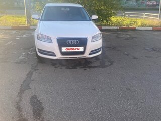 2011 Audi A3 II (8P) Рестайлинг 2, белый, 1070000 рублей, вид 3