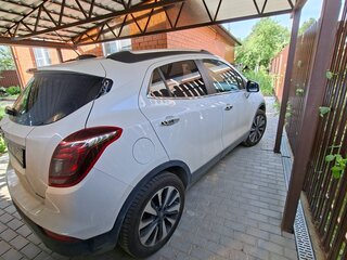 2018 Opel Mokka I Рестайлинг, белый, 1750000 рублей, вид 3