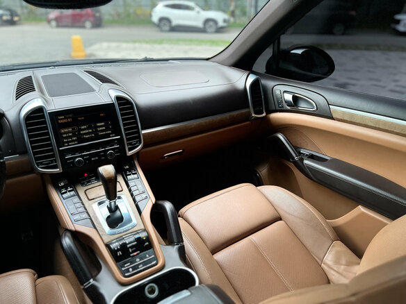 2011 Porsche Cayenne S II (958), чёрный, 2070000 рублей - вид 35
