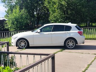 2013 BMW 1 серии 116i II (F20/F21), белый, 900000 рублей, вид 5