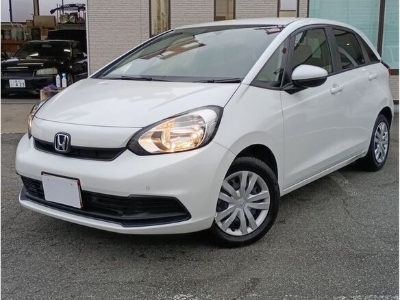 2024 Honda Fit IV Рестайлинг, белый, 1110014 рублей - вид 1