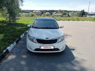 2012 Kia Rio 5-speed III, белый, 545000 рублей, вид 3
