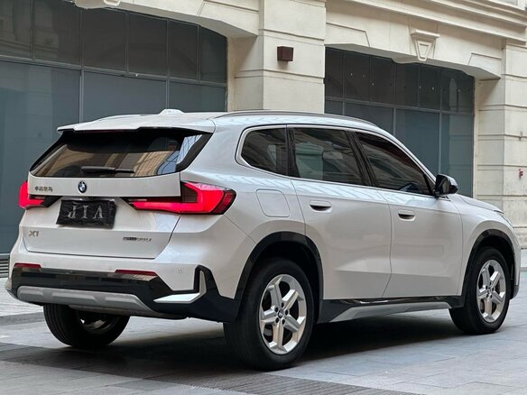 2023 BMW X1 20Li sDrive III (U11/U12), белый - вид 4