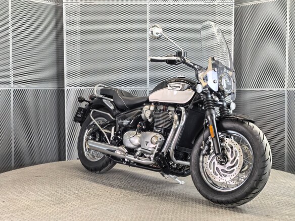 2021 Triumph Bonneville Speedmaster, чёрный, 1299000 рублей - вид 1