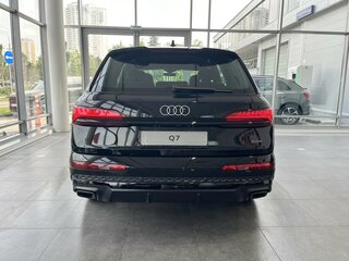 2026 Audi Q7 45 TFSI II (4M) Рестайлинг 2, чёрный, 11900000 рублей, вид 5