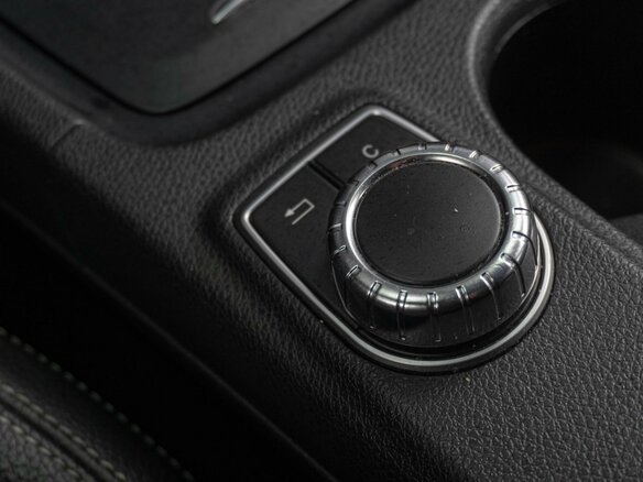 2014 Mercedes-Benz A-Класс 180 III (W176), чёрный, 1559000 рублей - вид 15