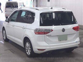 2019 Volkswagen Touran II, белый, 1650000 рублей, вид 5