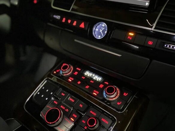 2014 Audi A8 Long III (D4) Рестайлинг, чёрный, 2300000 рублей - вид 3