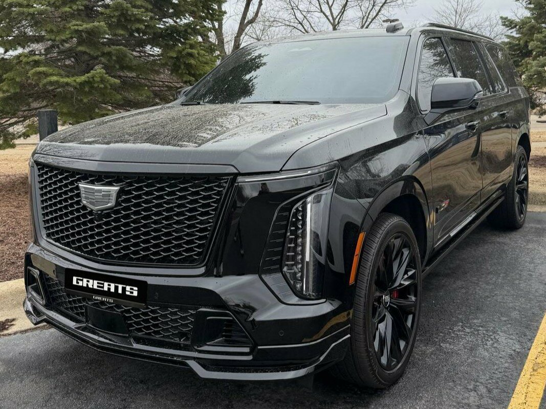 Открыть фотографии: Cadillac Escalade-V I Рестайлинг