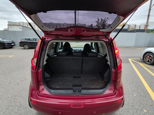 2013 Nissan Note I Рестайлинг, красный, 460000 рублей - вид 13