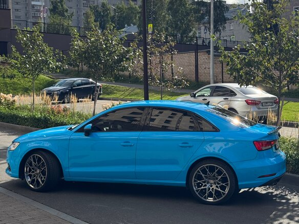 2019 Audi A3 III (8V) Рестайлинг, голубой, 1400000 рублей - вид 19