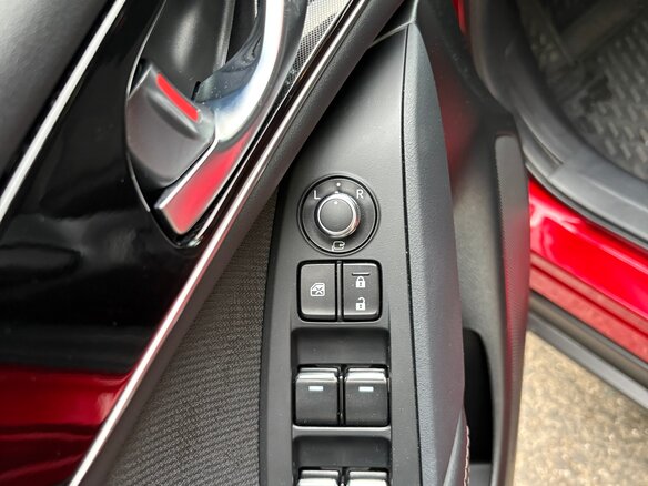 2023 Mazda CX-4 I Рестайлинг, красный, 2550000 рублей - вид 21