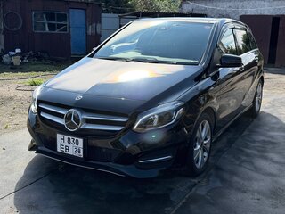 2017 Mercedes-Benz B-Класс 180 II (W246) Рестайлинг, чёрный, 1499000 рублей, вид 1