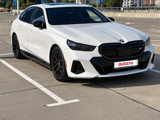 2024 BMW i5 M60 xDrive, белый, 5571254 рублей, вид 2