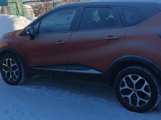 2017 Renault Kaptur I, оранжевый, 1400000 рублей, вид 2