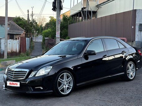 2010 Mercedes-Benz E-Класс 200 5G-Tronic IV (W212, S212, C207), чёрный, 1700000 рублей, вид 3