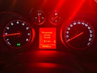 2012 Opel Astra J, белый, 695000 рублей, вид 4
