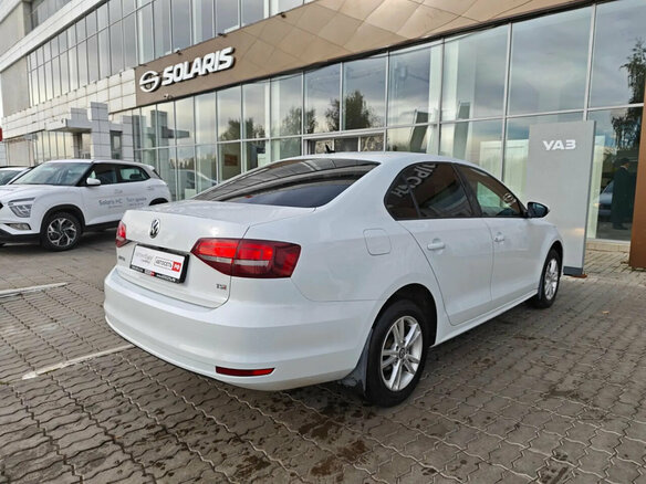 2016 Volkswagen Jetta VI Рестайлинг, белый - вид 15
