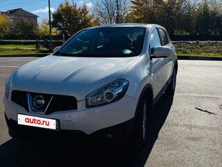 2013 Nissan Qashqai I Рестайлинг, белый, 1290000 рублей, вид 1