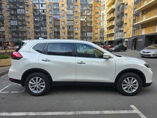 2021 Nissan X-Trail III Рестайлинг, белый, 3520000 рублей, вид 4