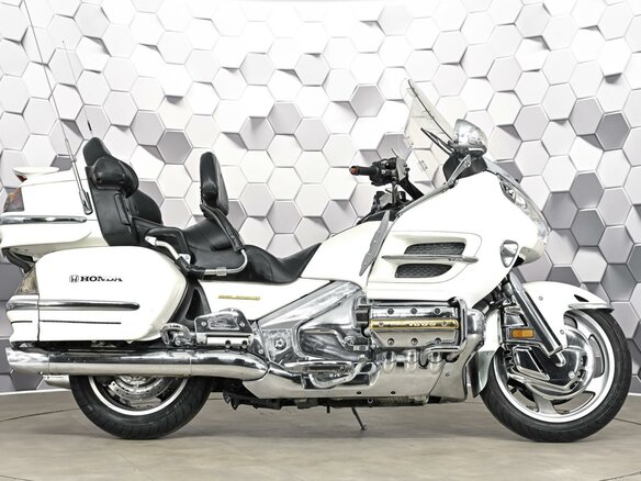 2003 Honda GL 1800 Gold Wing, белый, 949000 рублей - вид 2