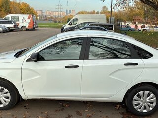 2024 Lada (ВАЗ) Vesta I Рестайлинг (NG), белый, 1230000 рублей, вид 3