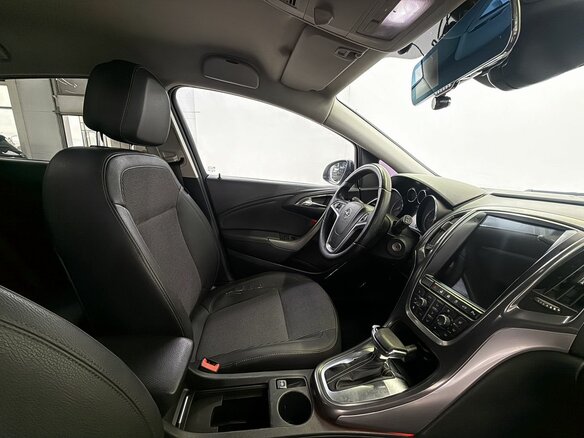 2011 Opel Astra J, белый, 615000 рублей - вид 13