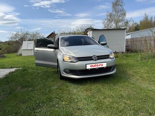 2011 Volkswagen Polo V, серый, 925000 рублей, вид 2