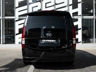 2023 Hyundai Staria I, чёрный, 5775000 рублей, вид 4