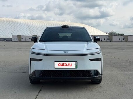 2026 Toyota bZ3X 58.3 kWh, белый, 2560000 рублей, вид 2