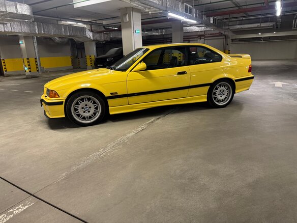 1994 BMW M3 II (E36), жёлтый, 2500000 рублей - вид 2