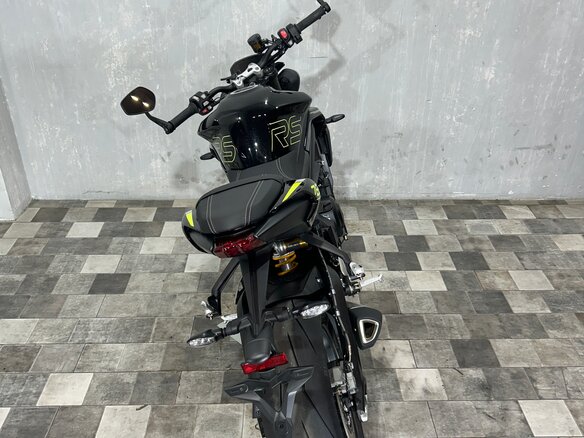 2025 Triumph Street Triple, чёрный, 1299000 рублей - вид 8