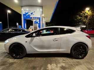 2012 Opel Astra GTC J Рестайлинг, белый, 500000 рублей, вид 4