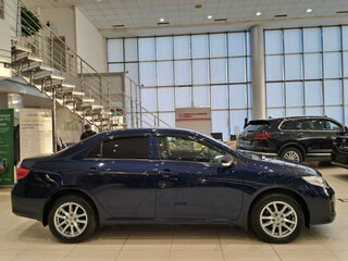 2010 Toyota Corolla X (E140, E150) Рестайлинг, синий, 950000 рублей, вид 4