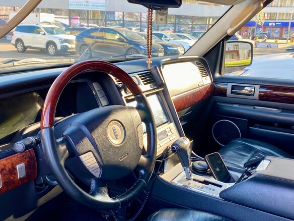 2003 Lincoln Navigator 4-speed II, чёрный, 1500000 рублей - вид 7