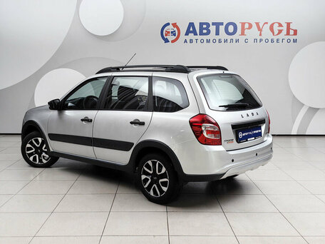 2025 Lada (ВАЗ) Granta Cross I Рестайлинг, серебристый, 1078000 рублей, вид 2