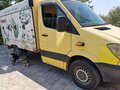 2009 Mercedes-Benz Sprinter, жёлтый, 1850000 рублей - вид 3