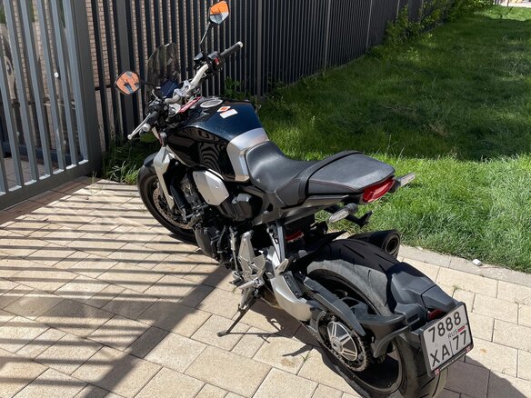 2019 Honda CB 1000R, чёрный, 999999 рублей - вид 3