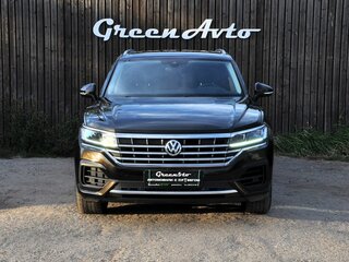 2020 Volkswagen Touareg III, коричневый, 4650000 рублей, вид 3