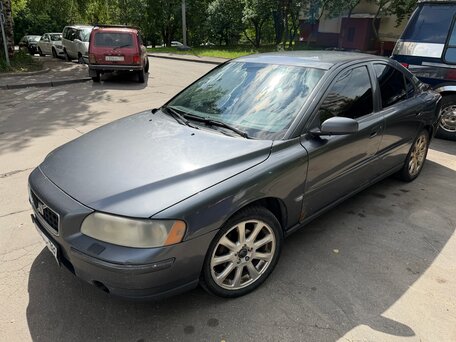 2005 Volvo S60 I Рестайлинг, серый, 400000 рублей, вид 1