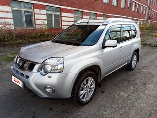 2013 Nissan X-Trail II Рестайлинг, серебристый, 1680000 рублей, вид 1