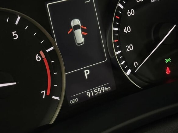 2020 Lexus RX 300 IV Рестайлинг, белый, 4500000 рублей - вид 7