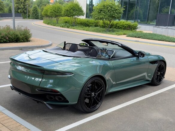 2021 Aston Martin DBS Volante III, зелёный, 25500000 рублей - вид 12
