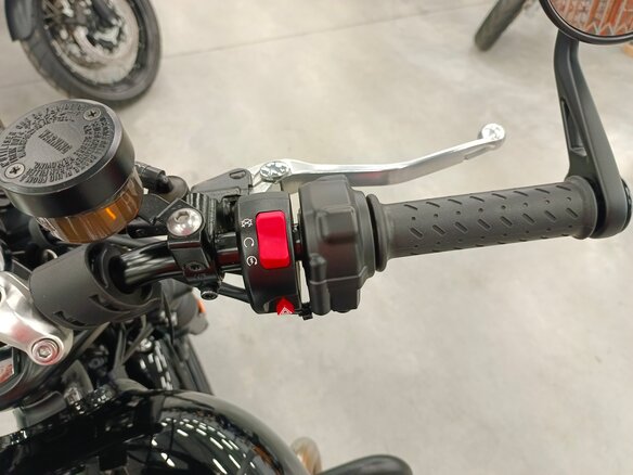 2023 Triumph Speed Twin, чёрный, 960000 рублей - вид 21