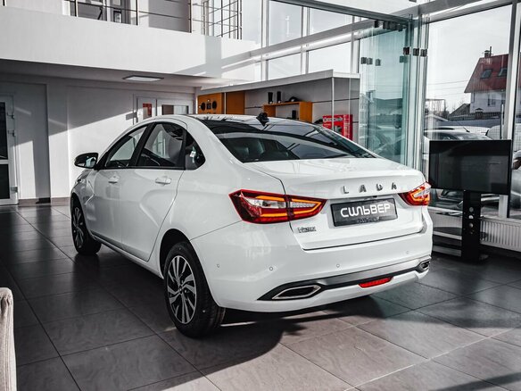 2026 Lada (ВАЗ) Vesta I Рестайлинг (NG), серебристый, 2040000 рублей - вид 8