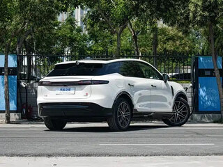 2025 Voyah Courage 81 kWh I Рестайлинг, белый, 5850206 рублей, вид 4