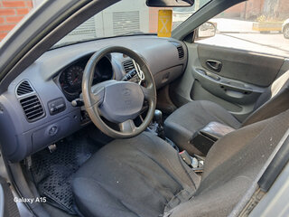 2004 Hyundai Accent ТагАЗ II, серебристый, 170000 рублей, вид 4